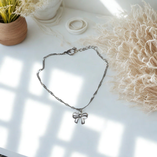 Bow of Grace Silver Pendant Bracelet