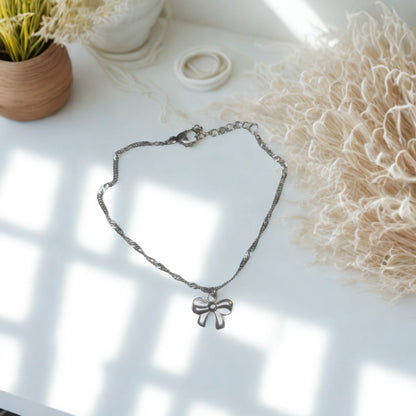 Bow of Grace Silver Pendant Bracelet