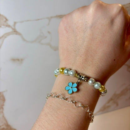 Blue Daisy Beaded Charm Bracelet